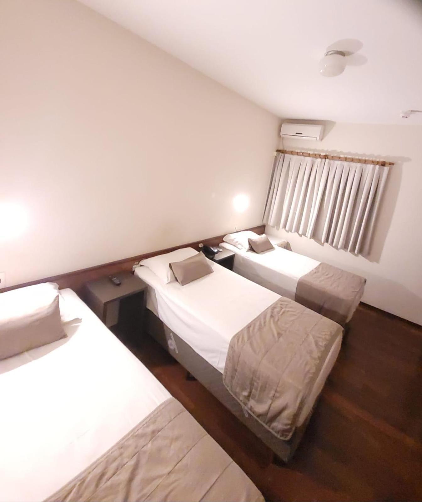Quarto Triplo Luxo