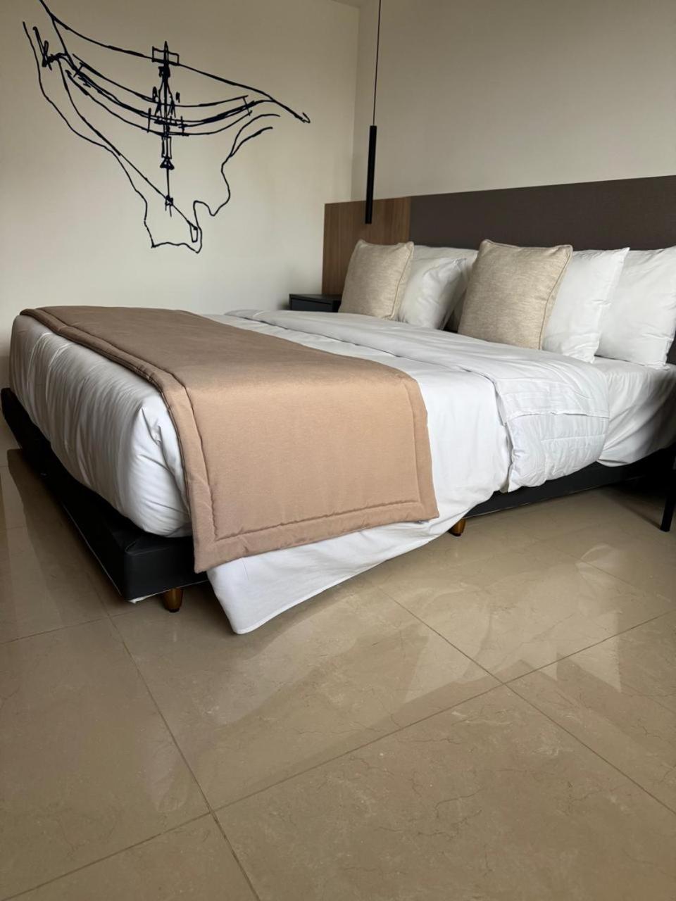 Quarto Executivo com Cama Queen-size e Acessibilidade - Não Fumantes