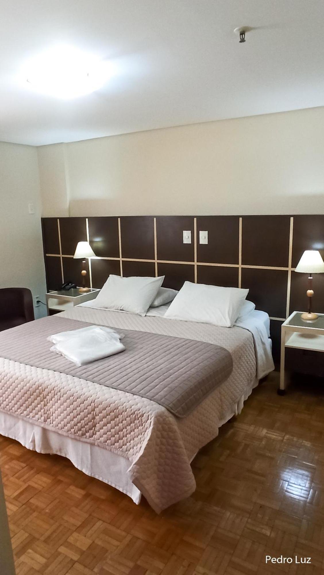 Deluxe Double Room Bath,1644450282:JPEG