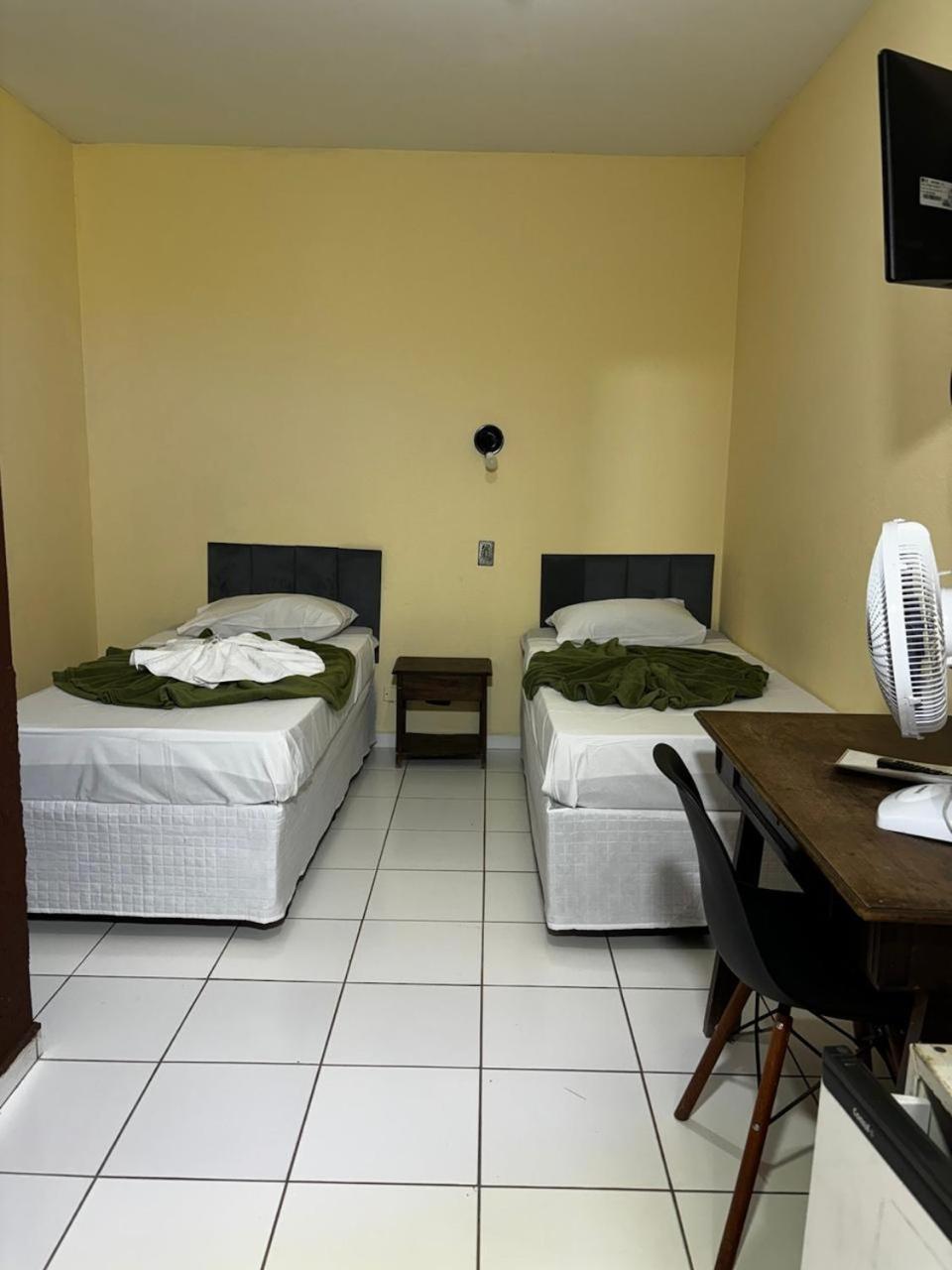 Small Twin Room,1717137750:JPEG