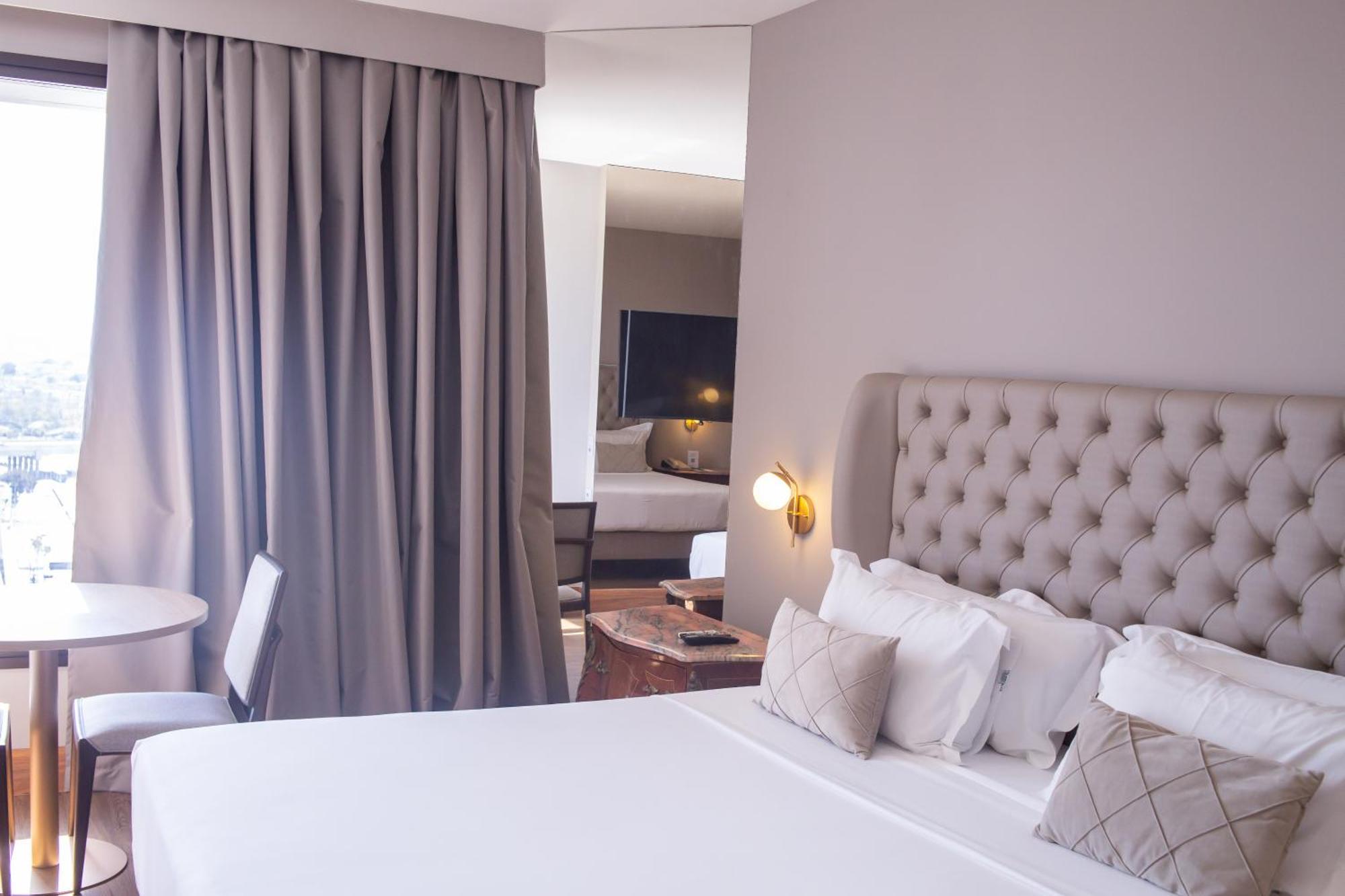 Deluxe Single Room,1648891185:JPEG