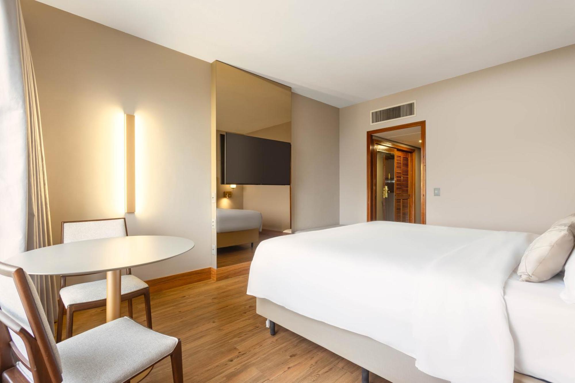 Executive Single Suite,1649019396:JPEG