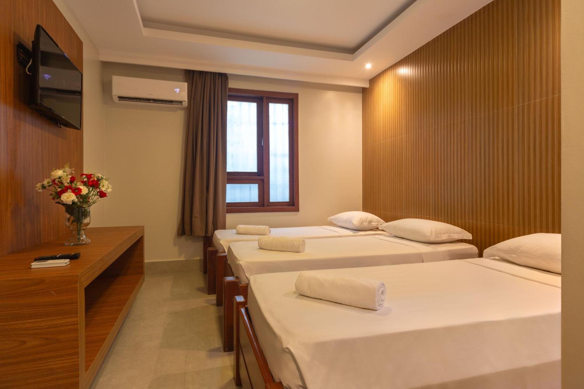 Deluxe Family Room,1654270061:JPEG