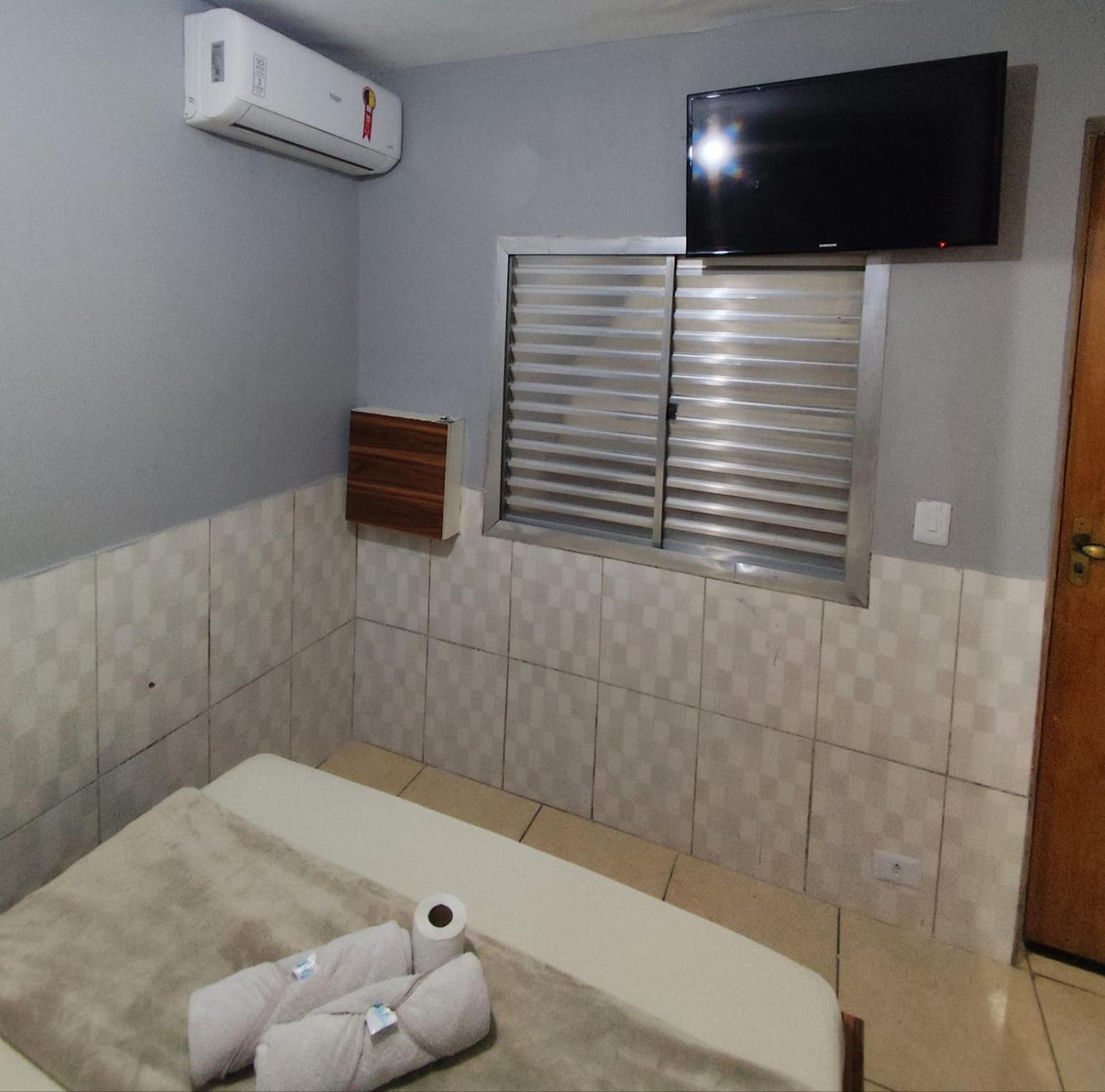 Standard Suite,1673995272:JPEG