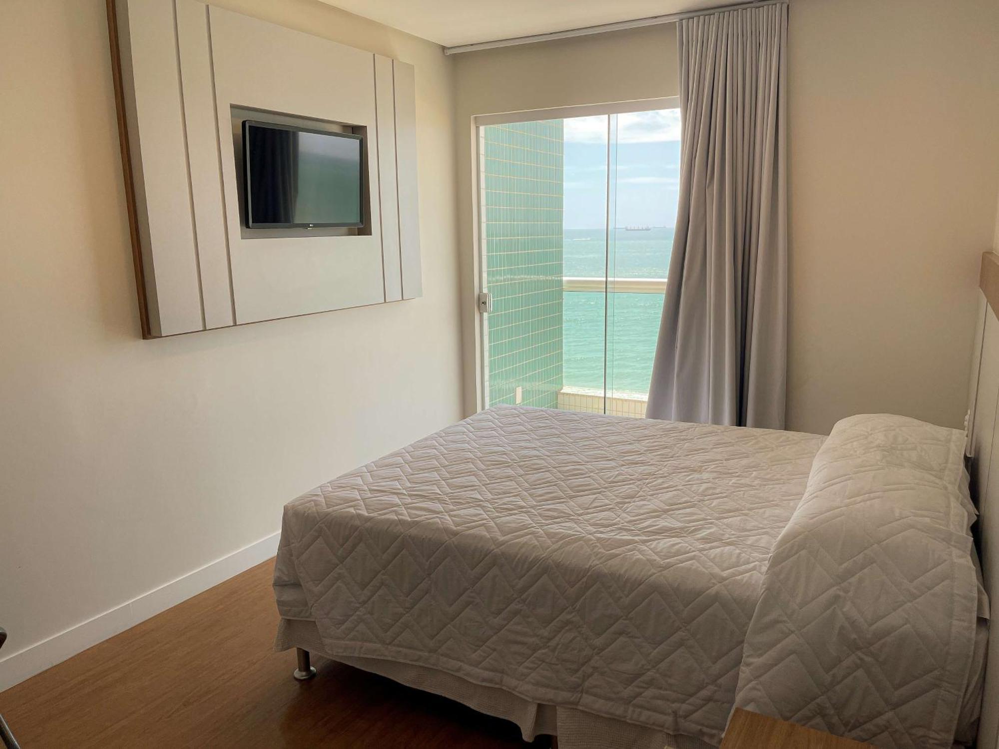 One-Bedroom Apartment Oceanfront,1658762075:JPEG