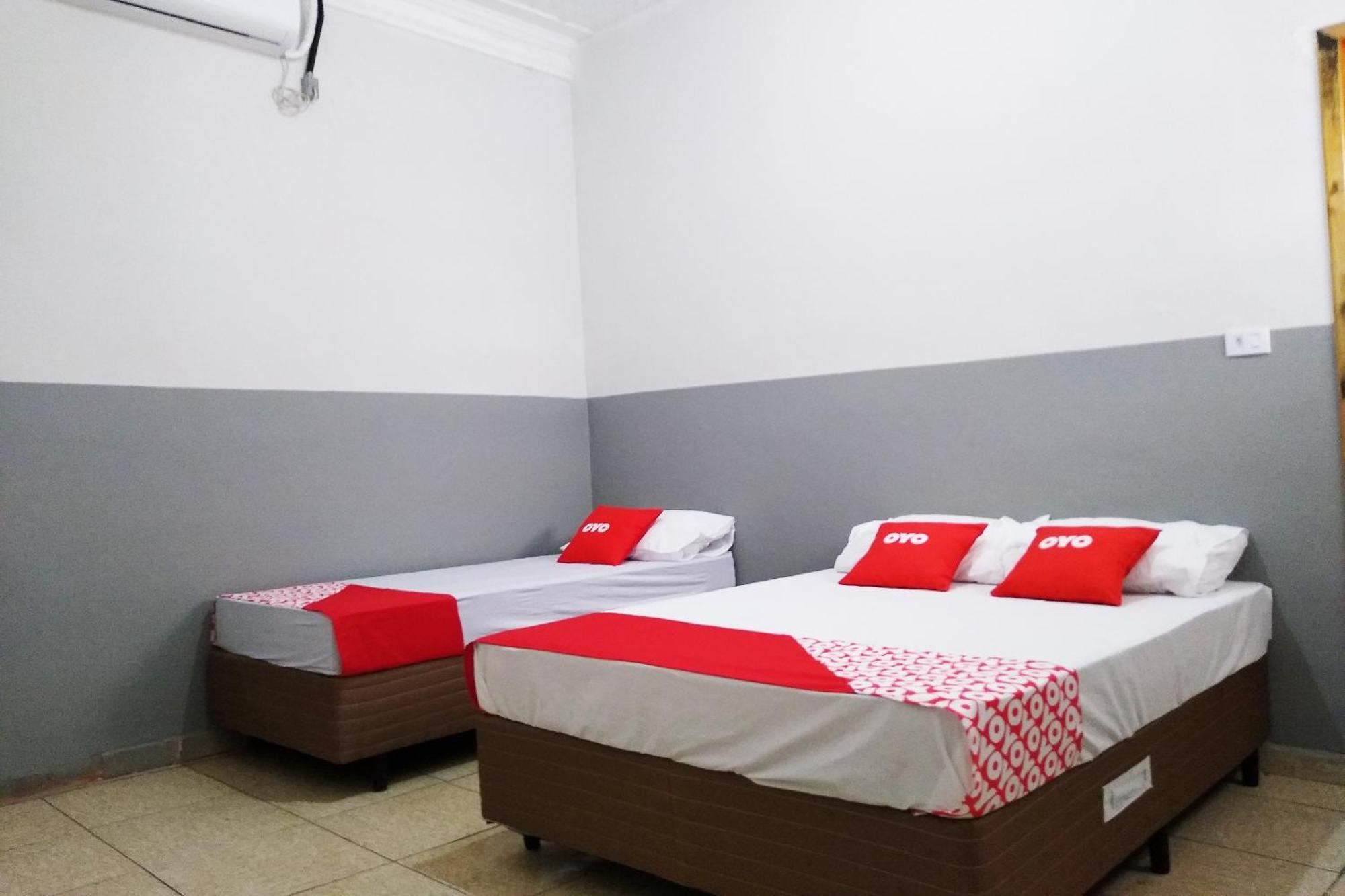Triple Room (1 Double bed + 1 Single bed)