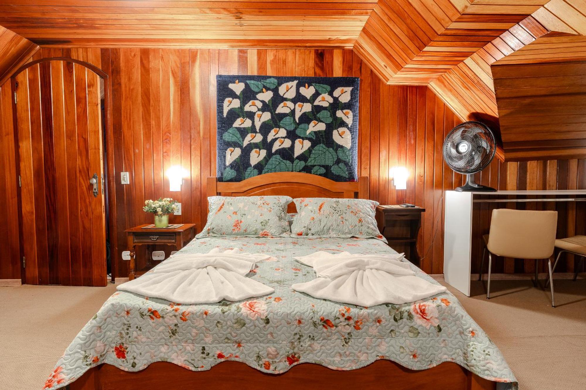 Luxury Triple Room,1666039496:JPEG