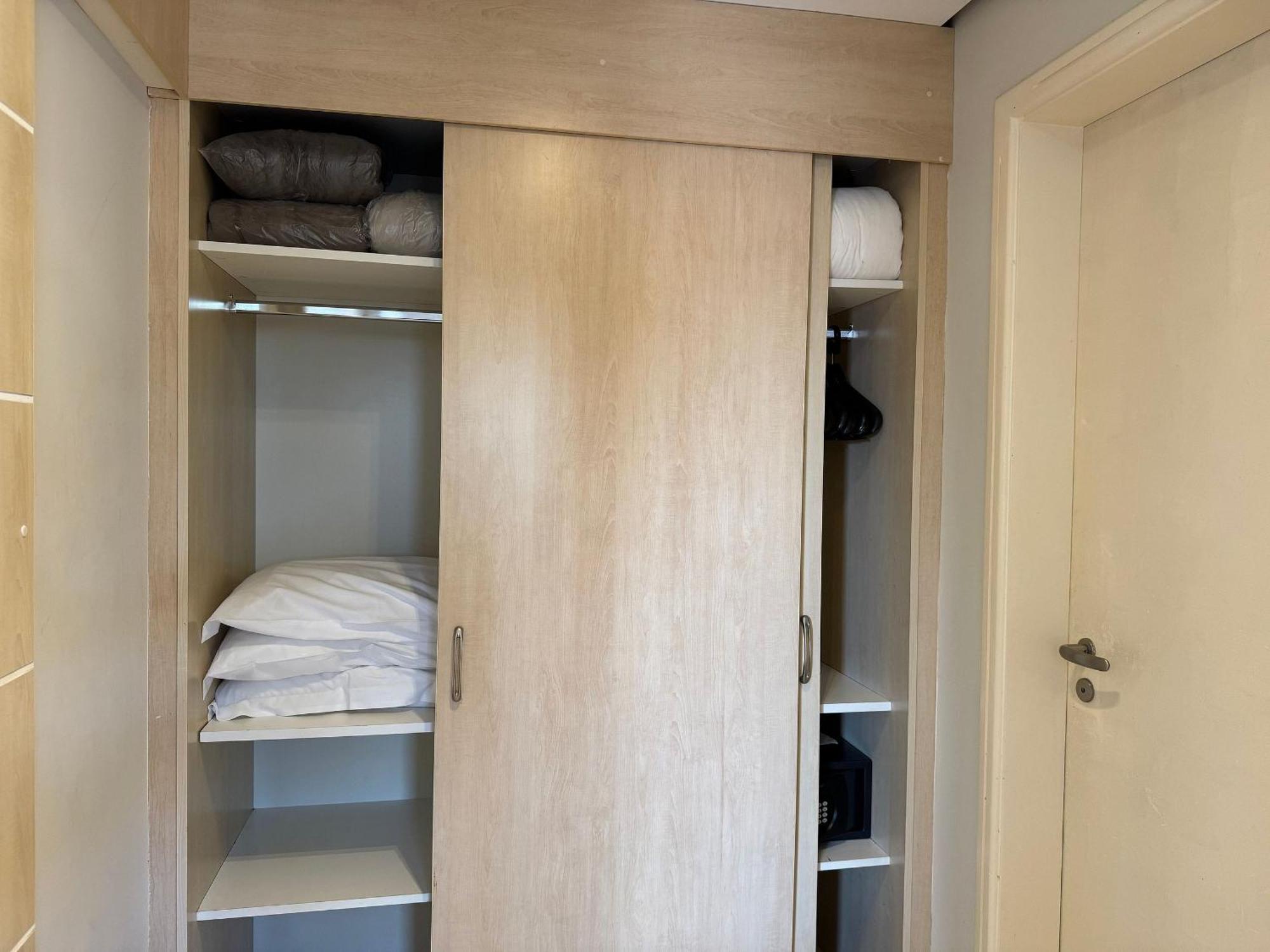 Family Studio,1666710448:JPEG