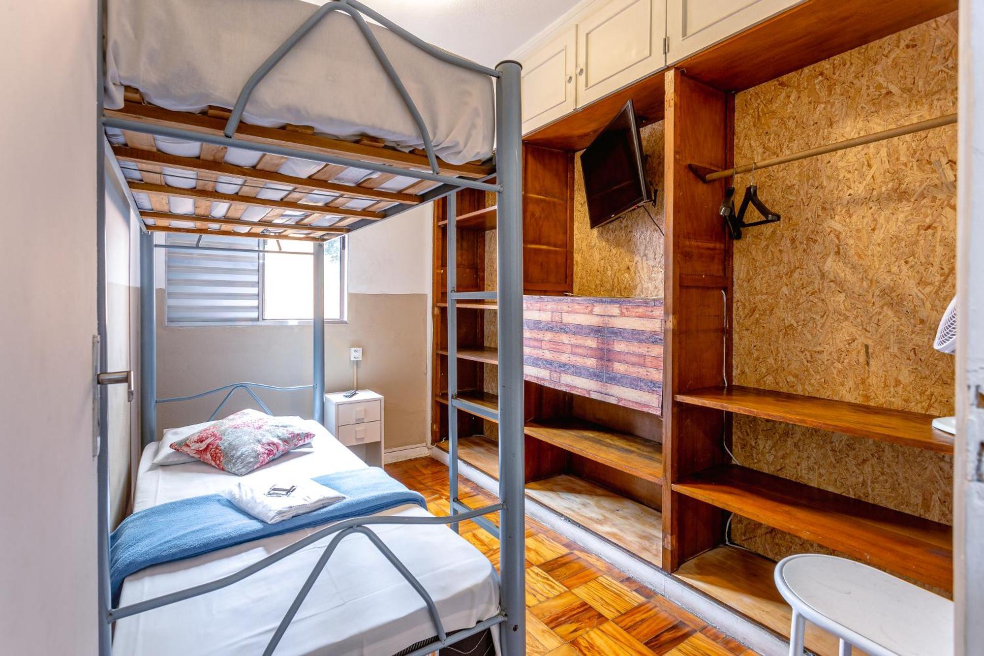 Two-Bedroom Apartment with Private Bathroom,1689843405:JPEG