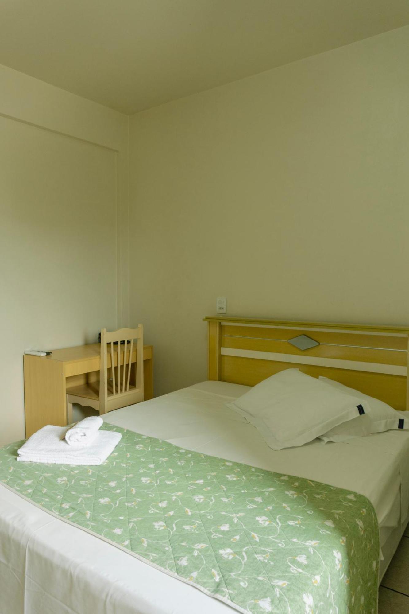Quarto Duplo Econômico
