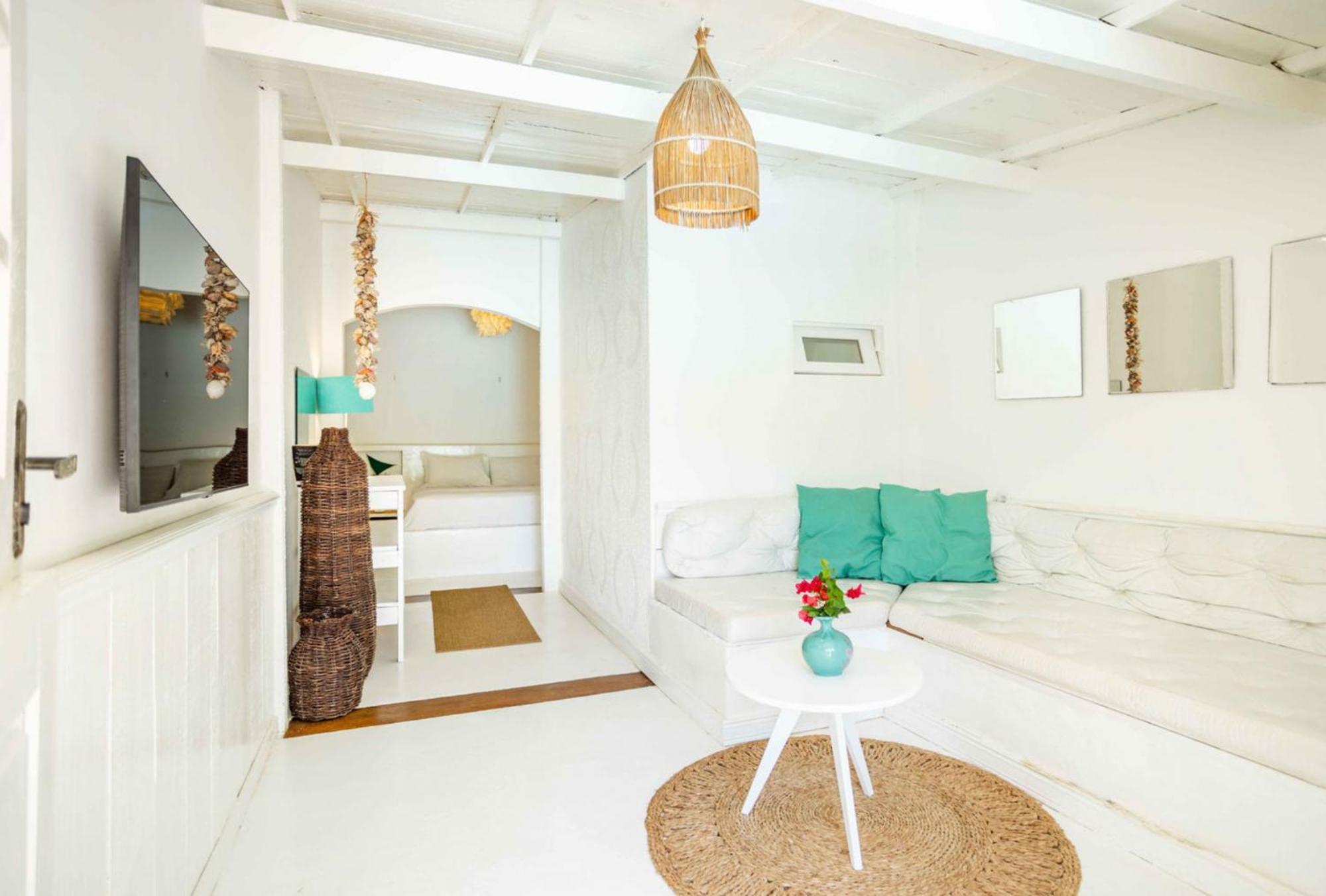Suite Lit Queen-Size - Vue sur Piscine