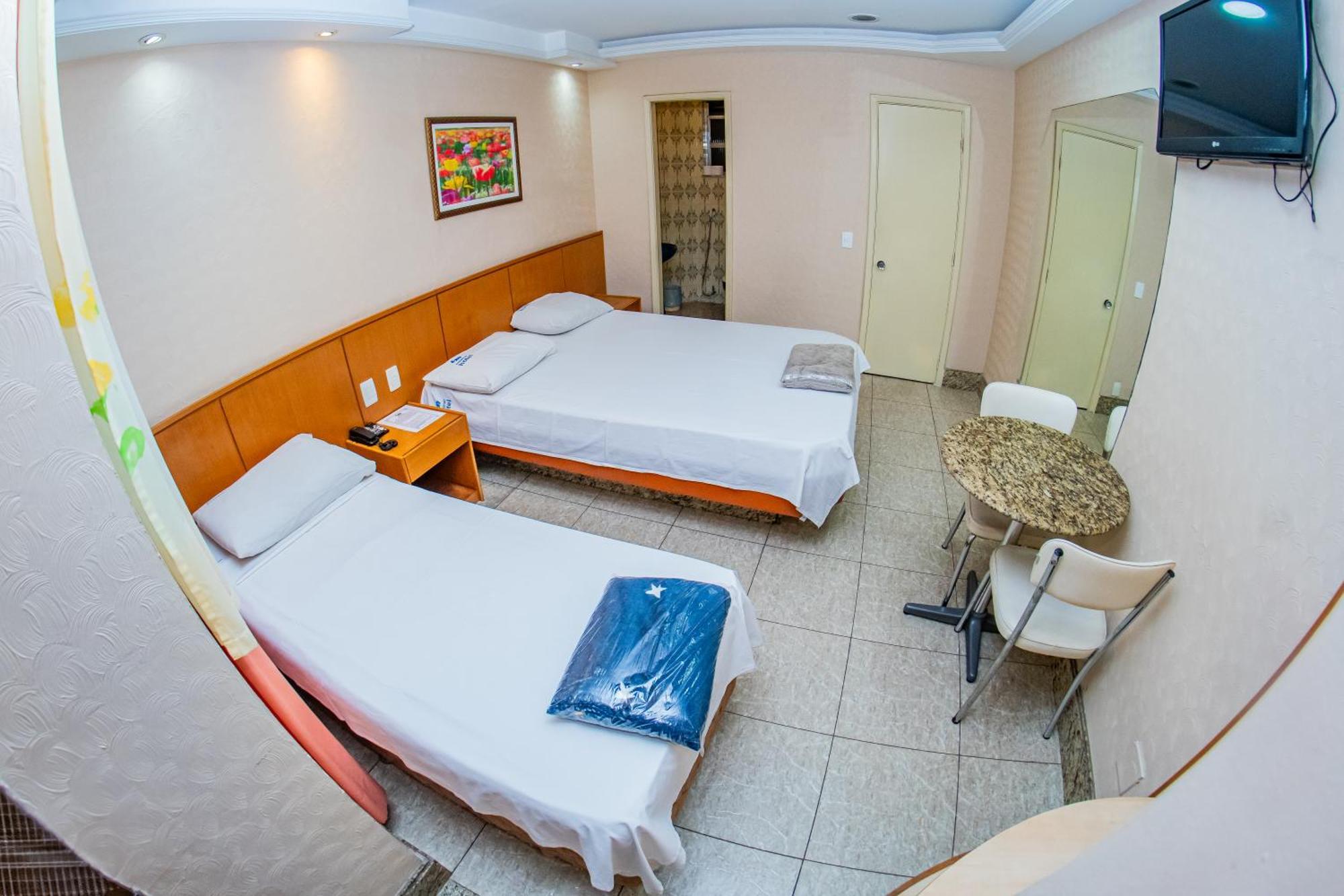Quarto Triplo Standard
