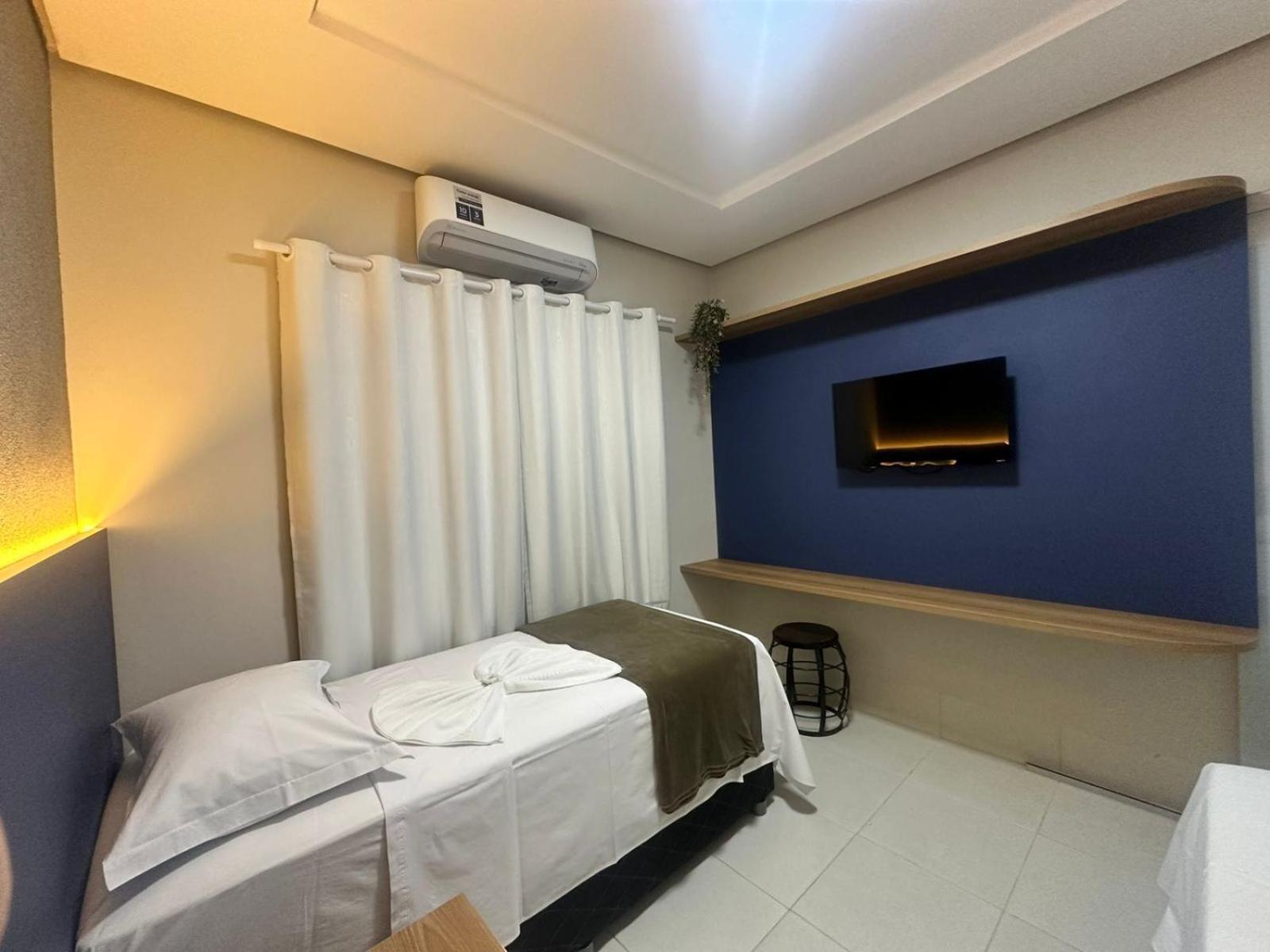 Large Twin Room,1706979920:JPEG