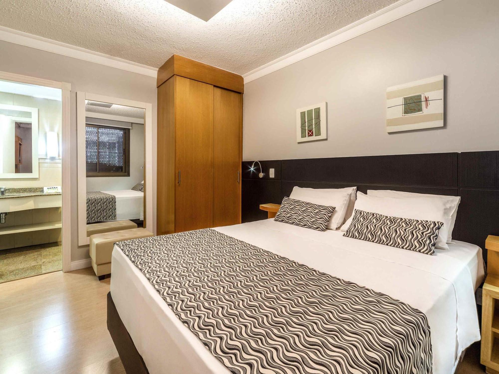 Apartamento Superior com 1 Cama de Casal e Sofá