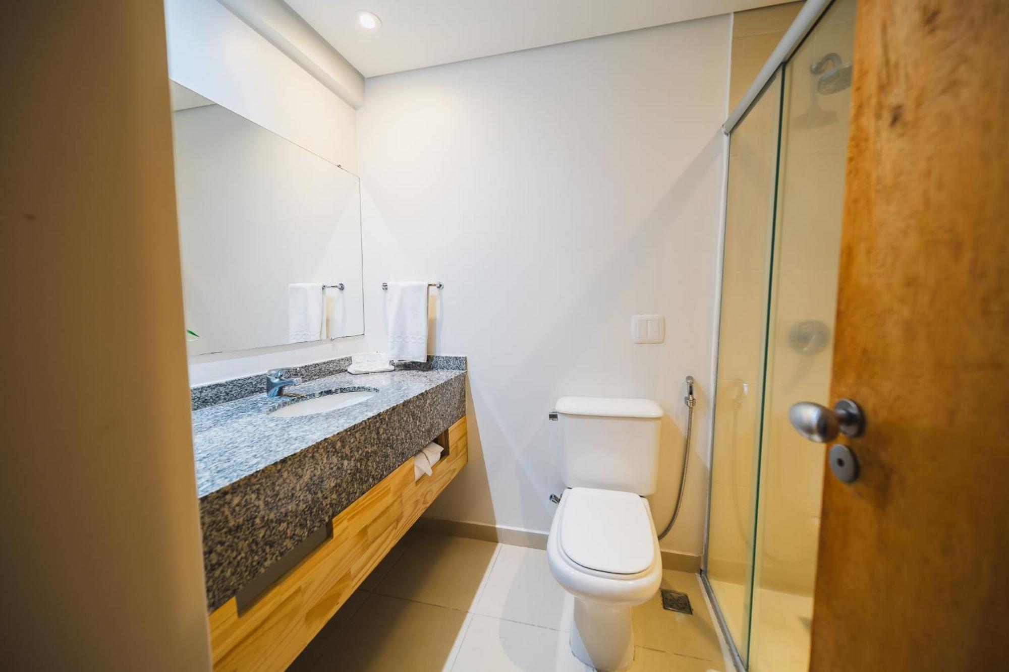 Standard Family Room,1722908785:JPEG