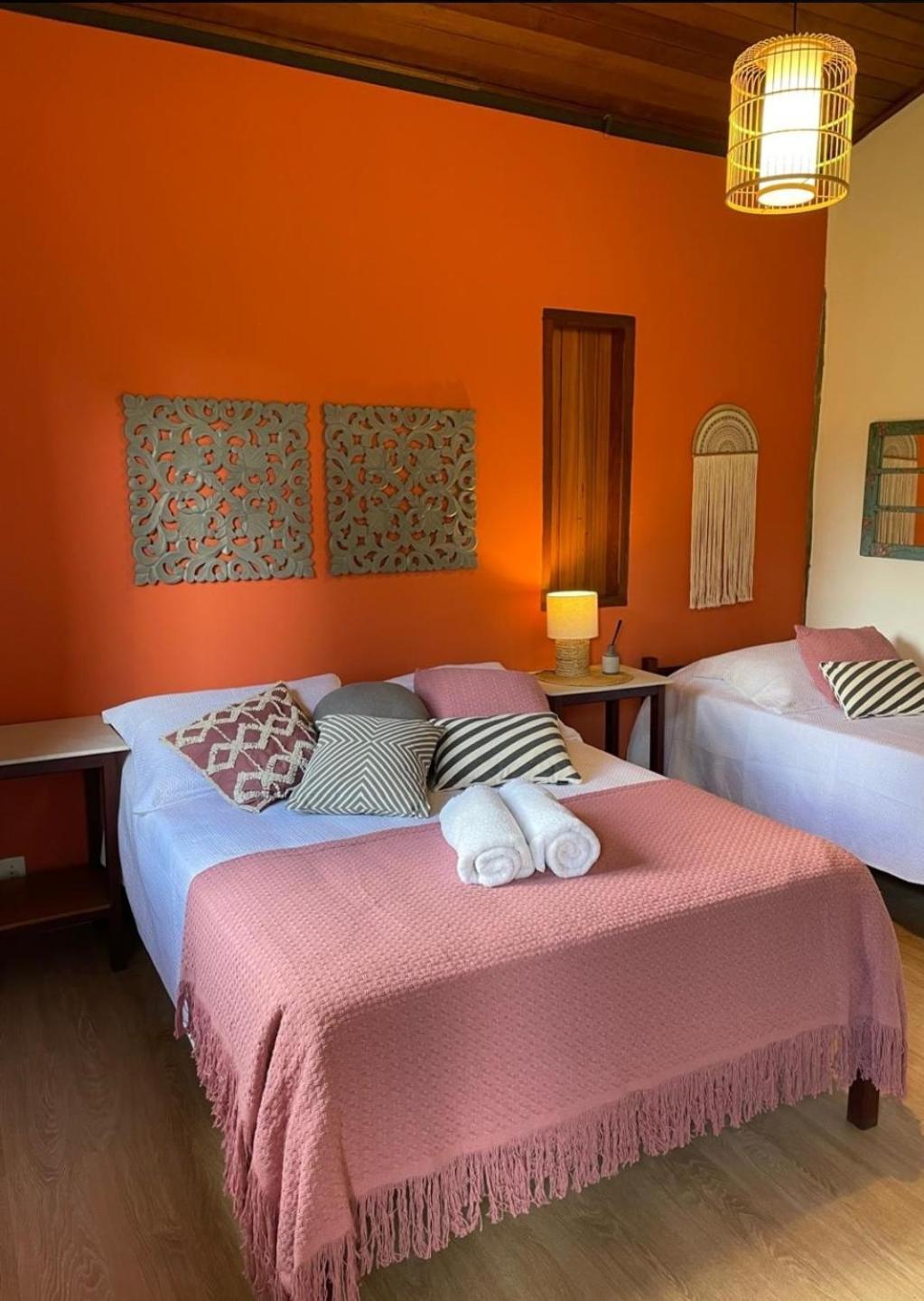 Quarto Triplo com Vista do Jardim