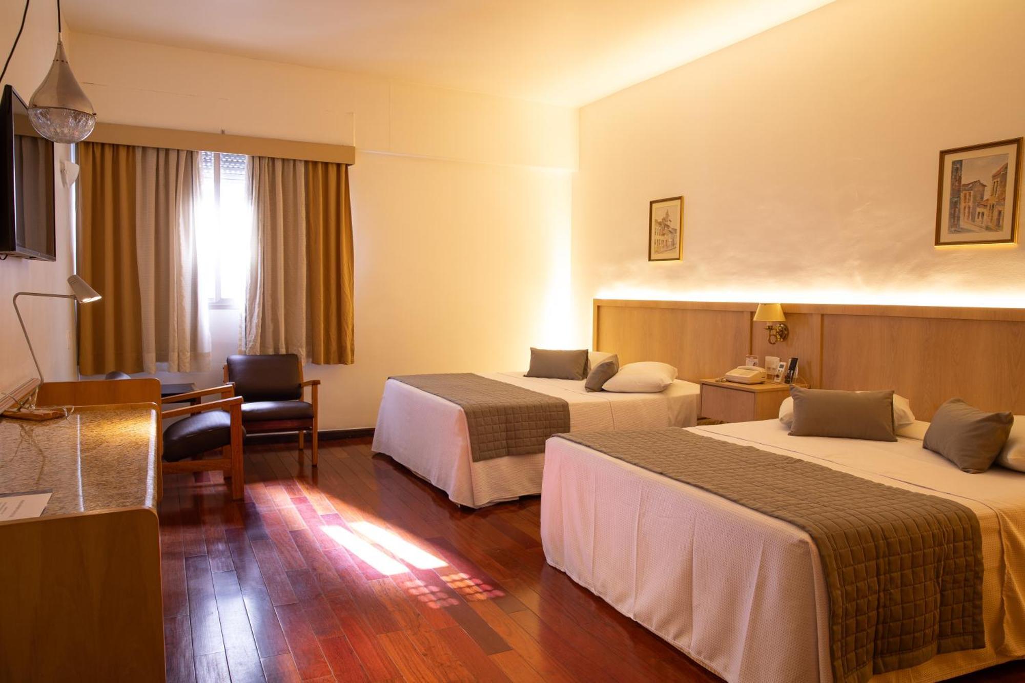 Deluxe Queen Room with Two Queen Beds