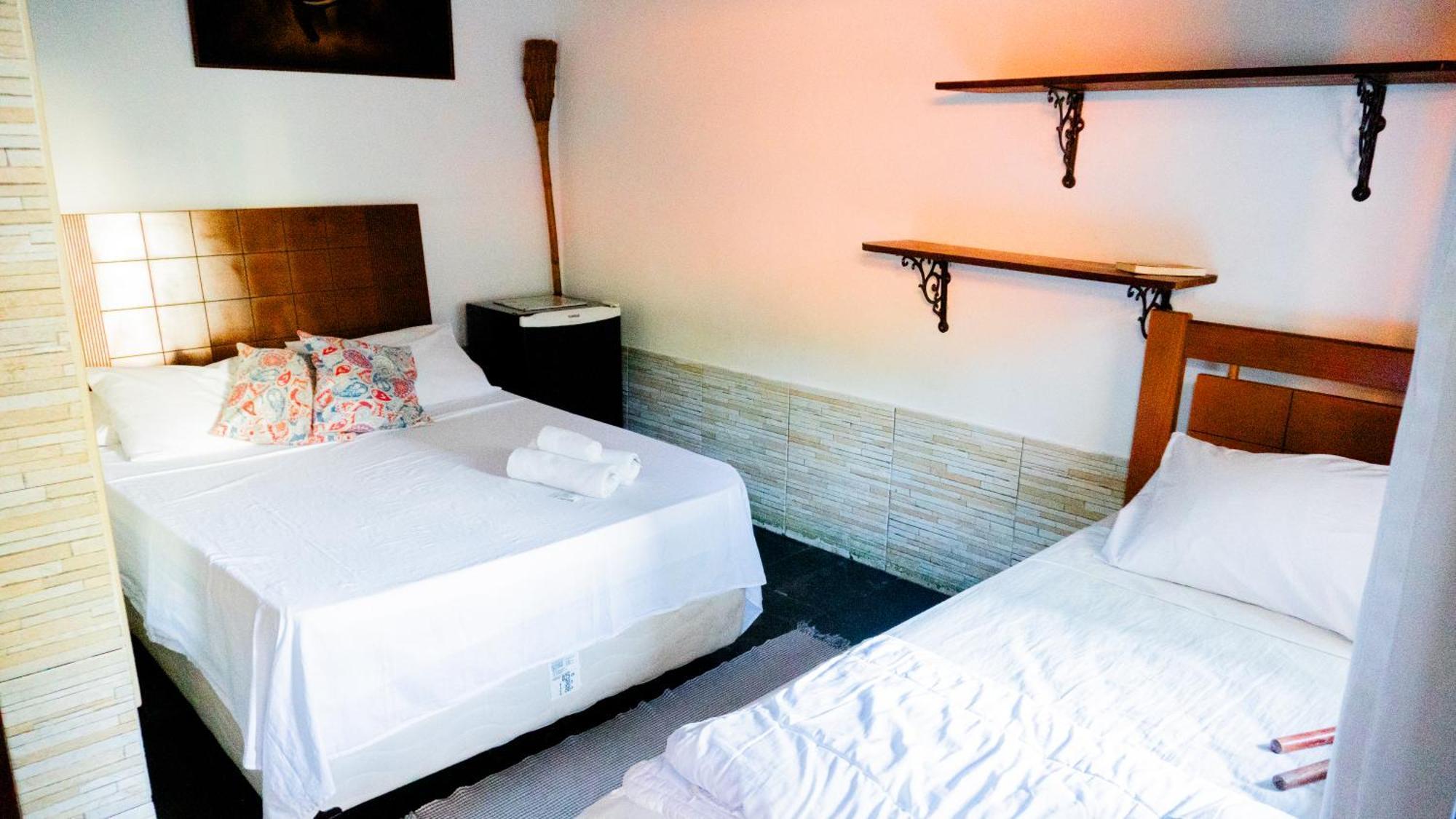 Quarto Triplo Básico