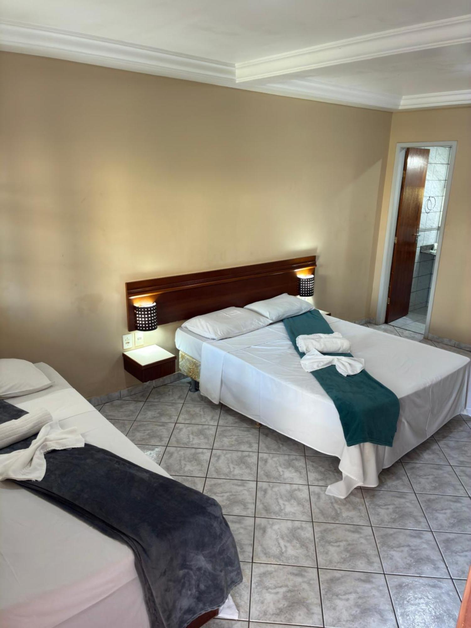 Quarto Triplo Standard com Ar-condicionado