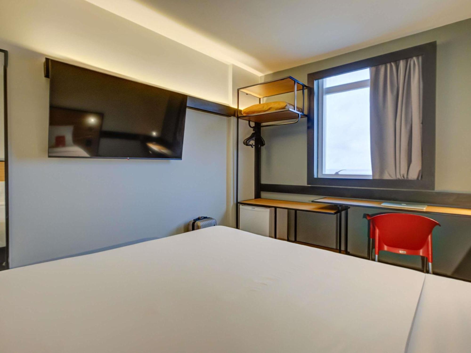 Standard Room with Double Bed and Sea View,1742949850:JPEG