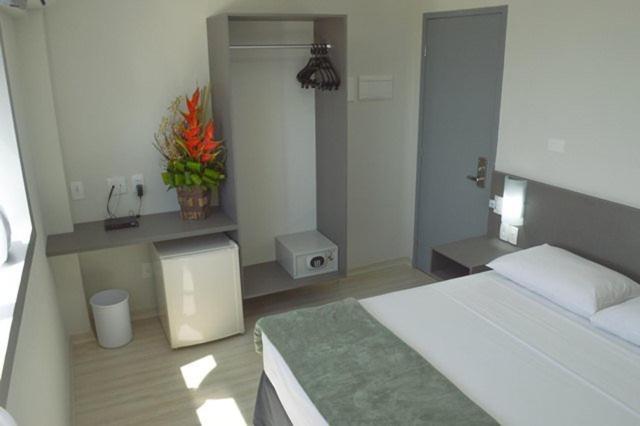 Triple Room,1742974073:JPEG