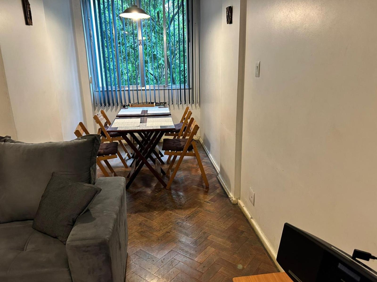 Apartamento com 3 Quartos