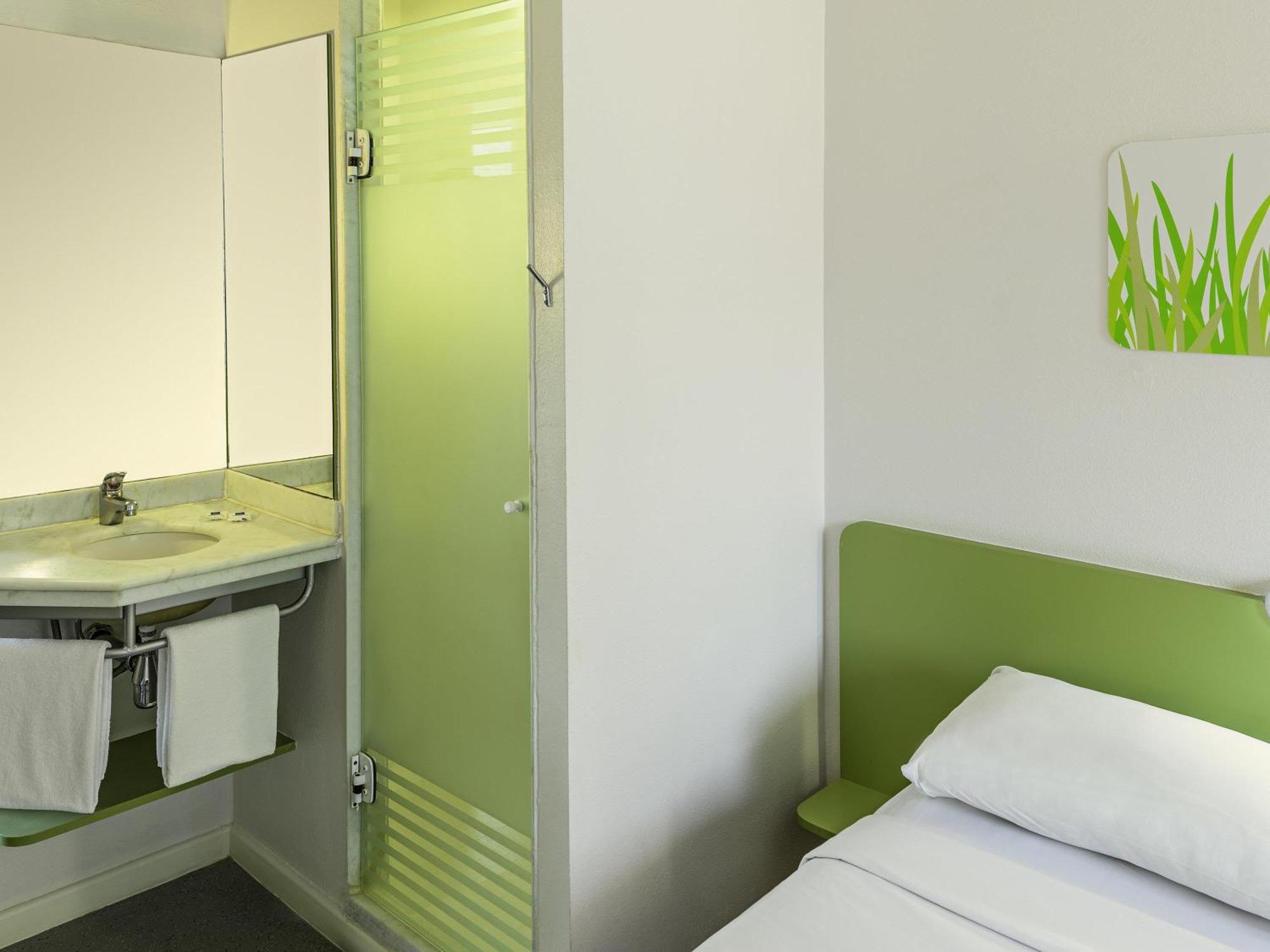 Standard Zimmer mit Doppelbett