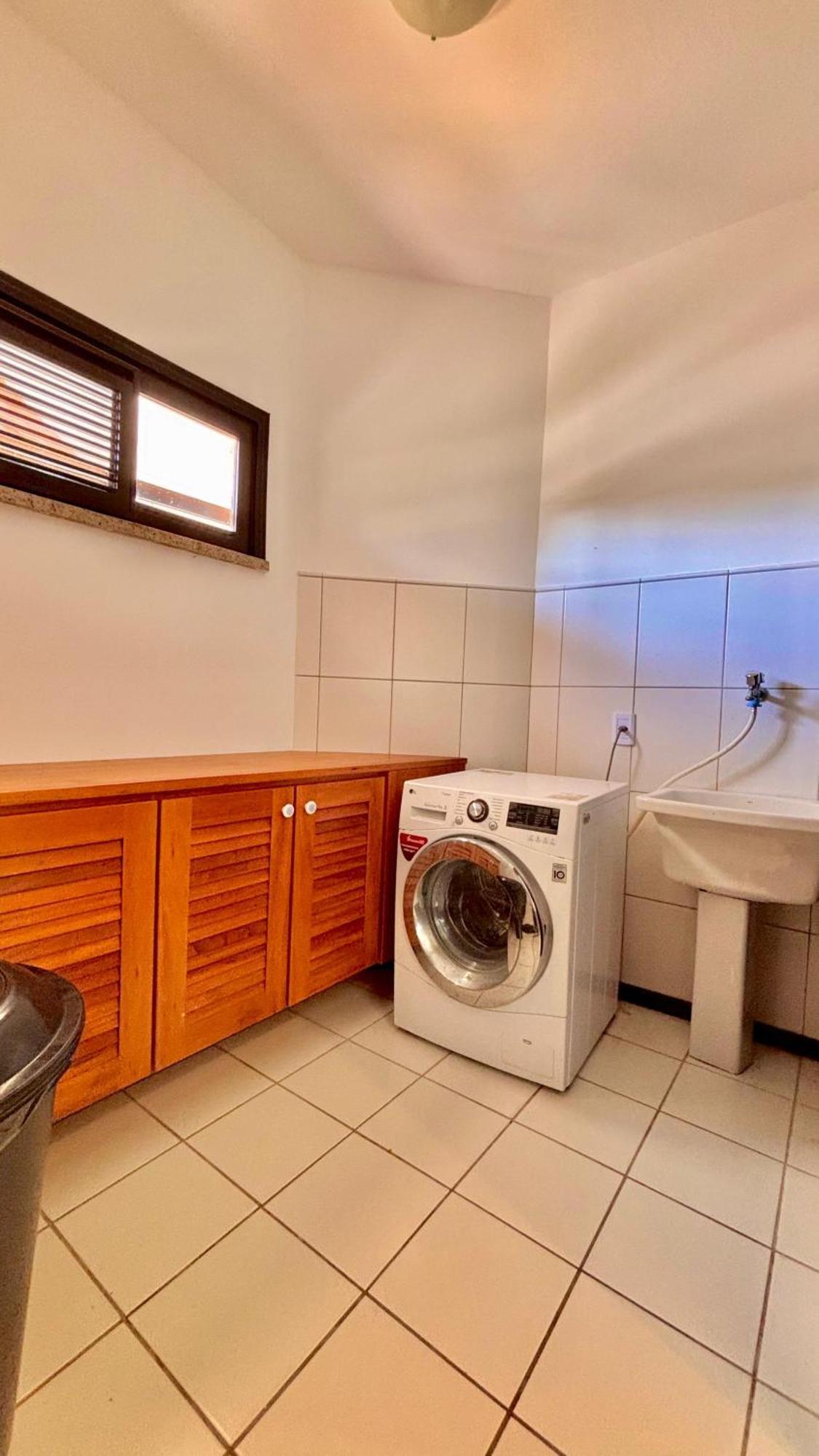 3 Bedroom Apartment Sea View,1743185225:JPEG