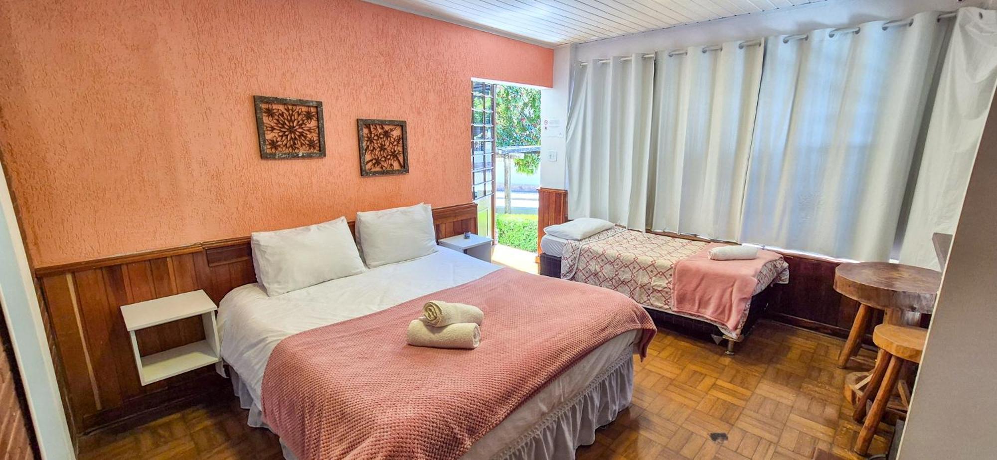 Quarto Deluxe com Cama Queen-size