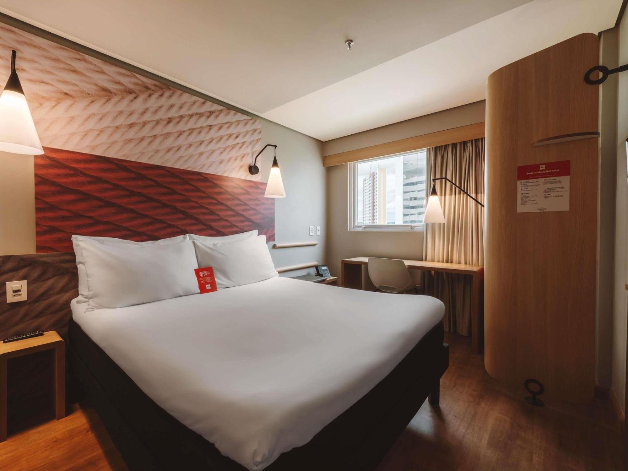 Quarto Standard com Cama de Casal