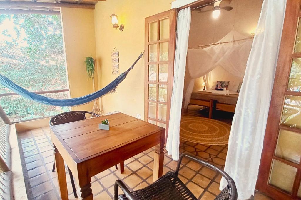 Quarto Triplo com Varanda