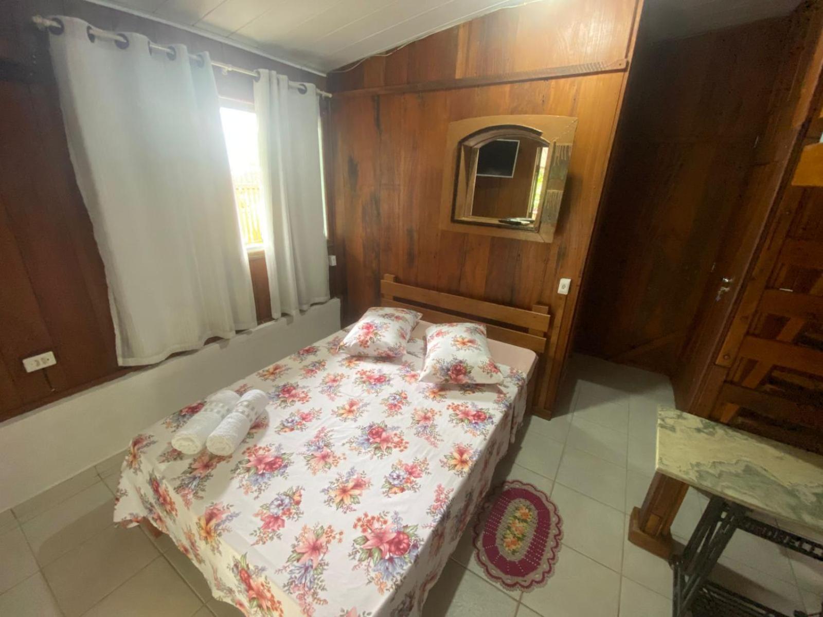 Quarto Família com Banheiro Privativo