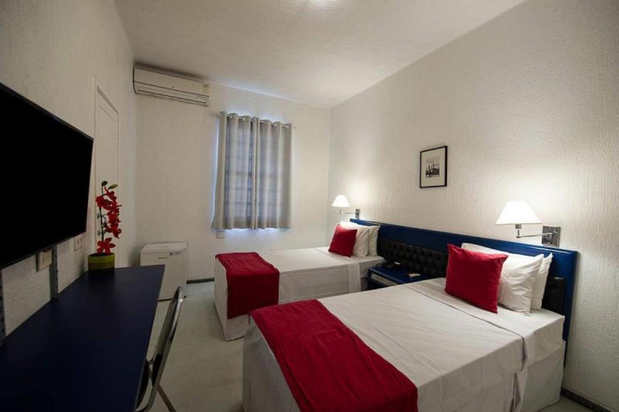 Twin Room,1758288967:JPEG