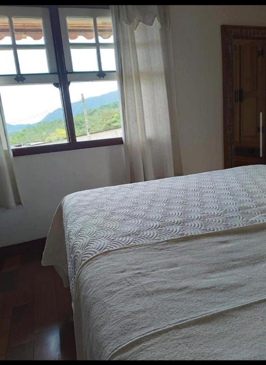 Quarto Duplo