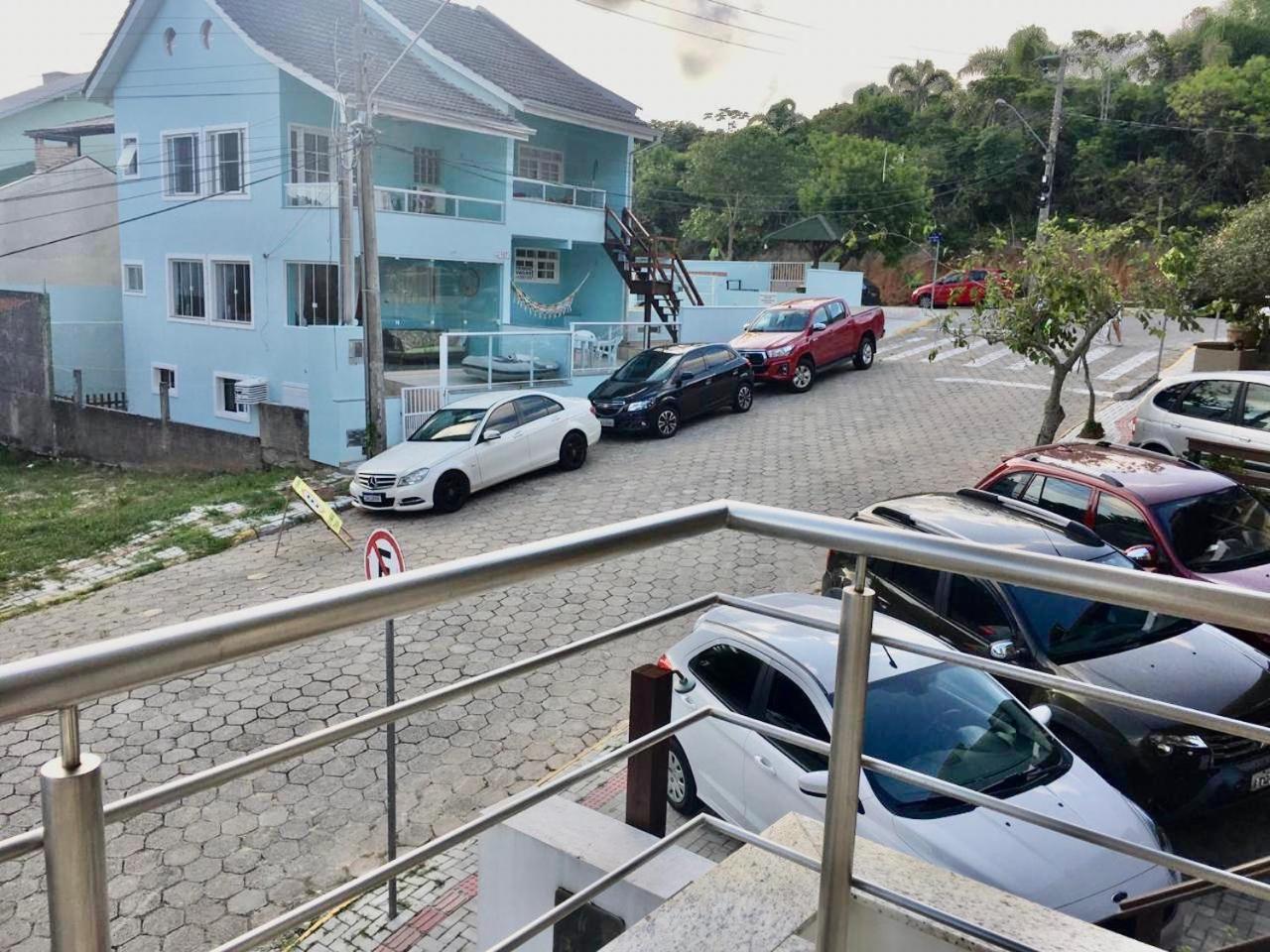Apartment Balcony,1759934907:JPEG
