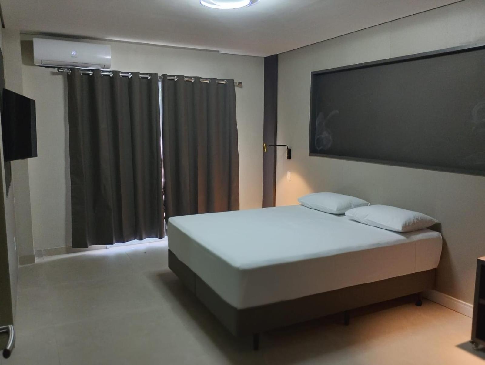 Superior King Suite,1765334096:JPEG