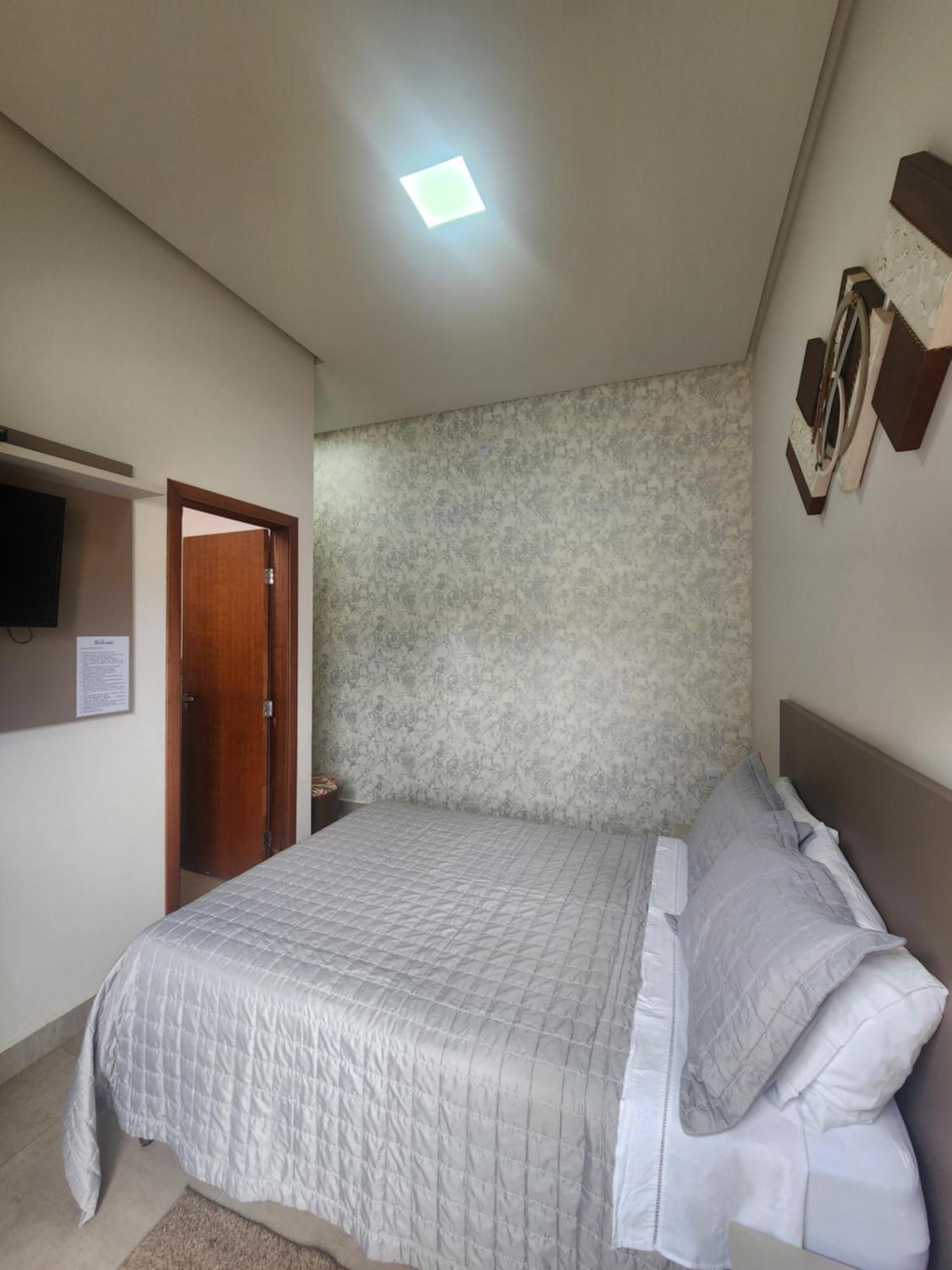 Deluxe Double Room,1765659544:JPEG