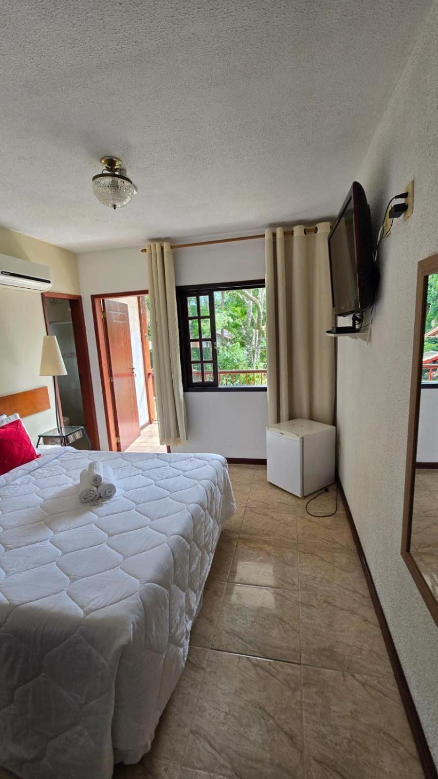 Quarto Duplo
