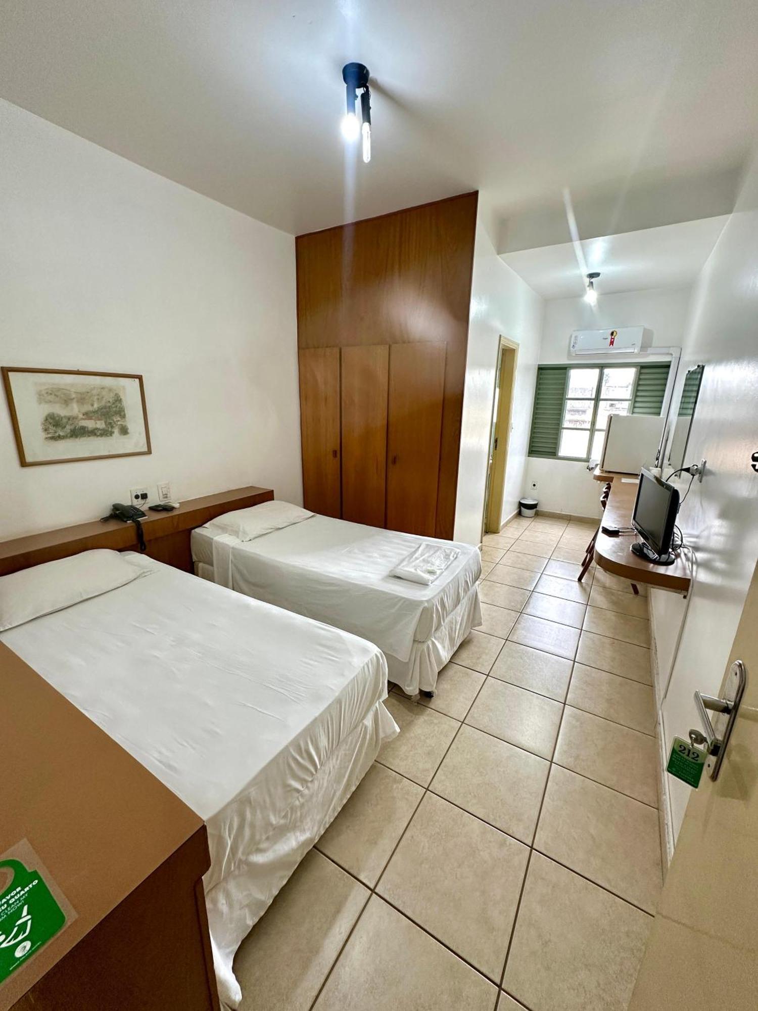 Quarto Duplo