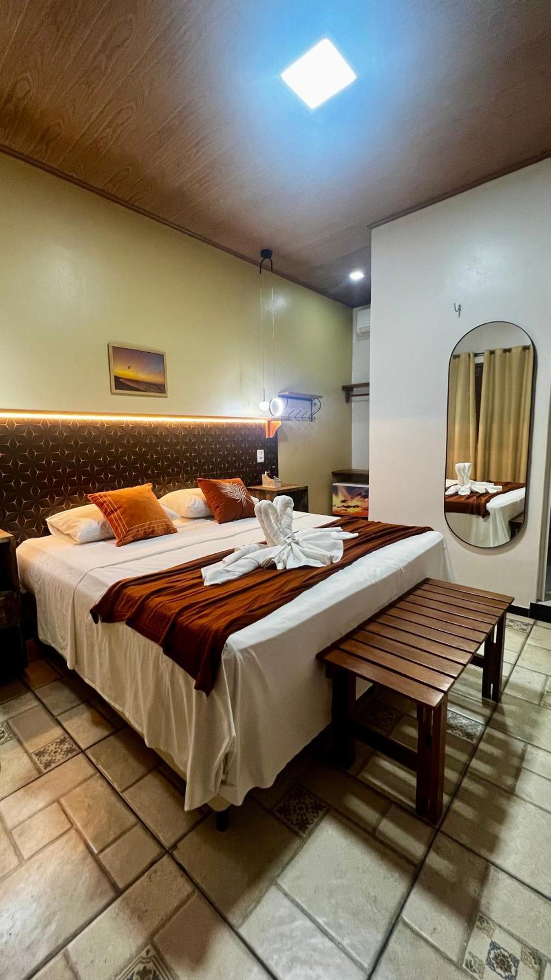 Quarto com Cama Queen-size