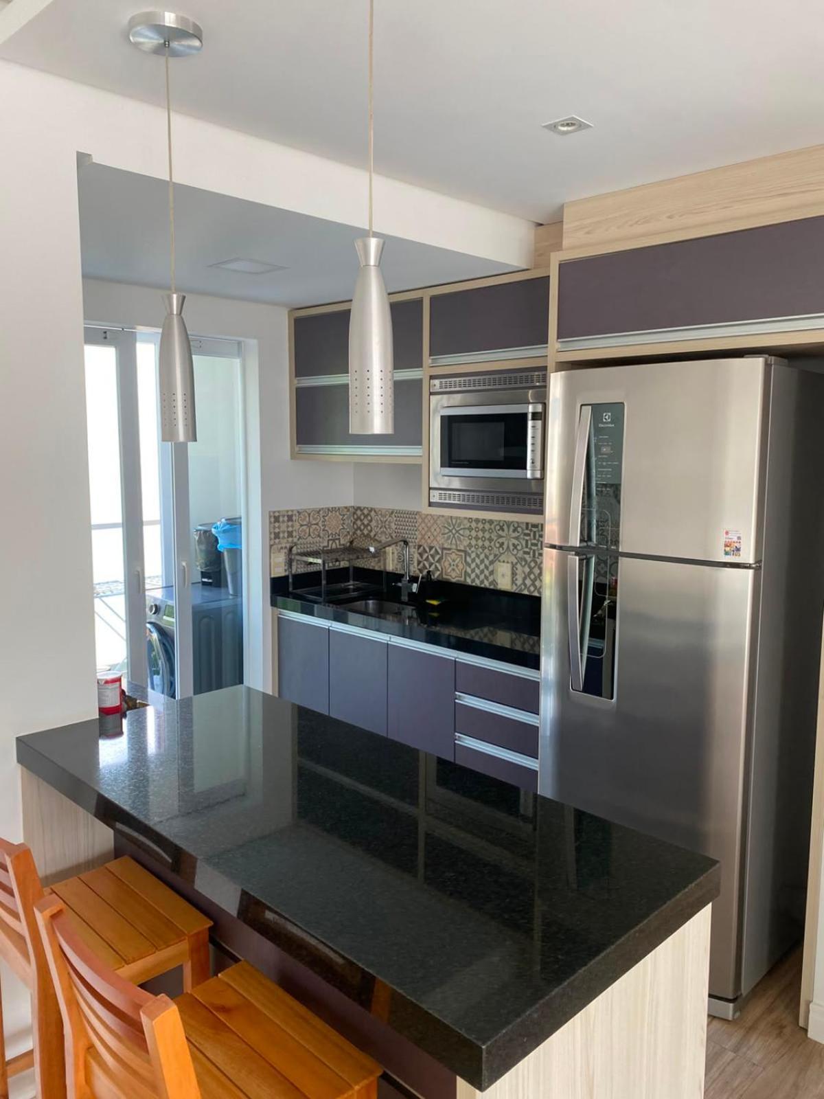 Apartamento com Varanda