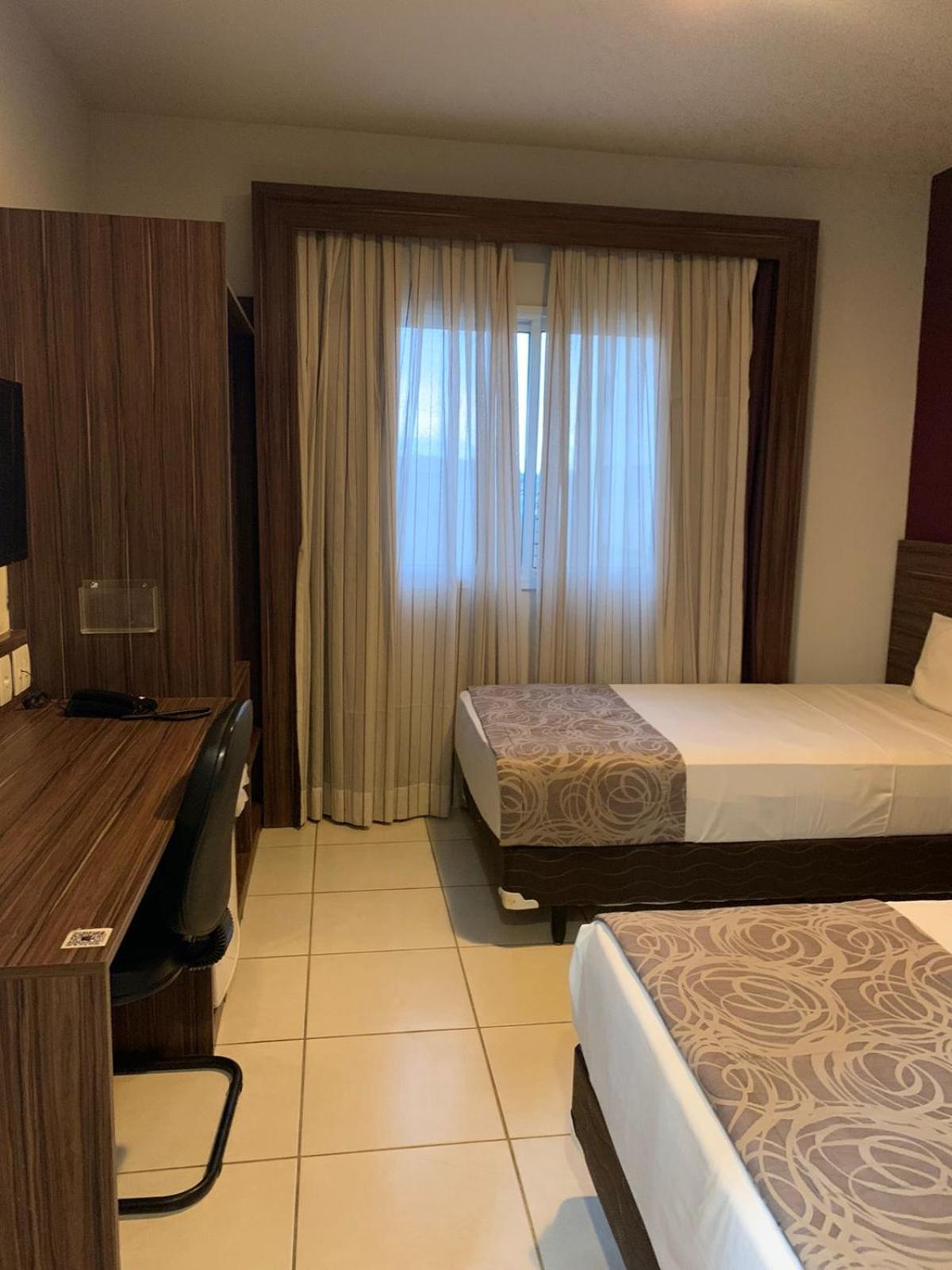 Quarto Superior com 2 Camas de Solteiro
