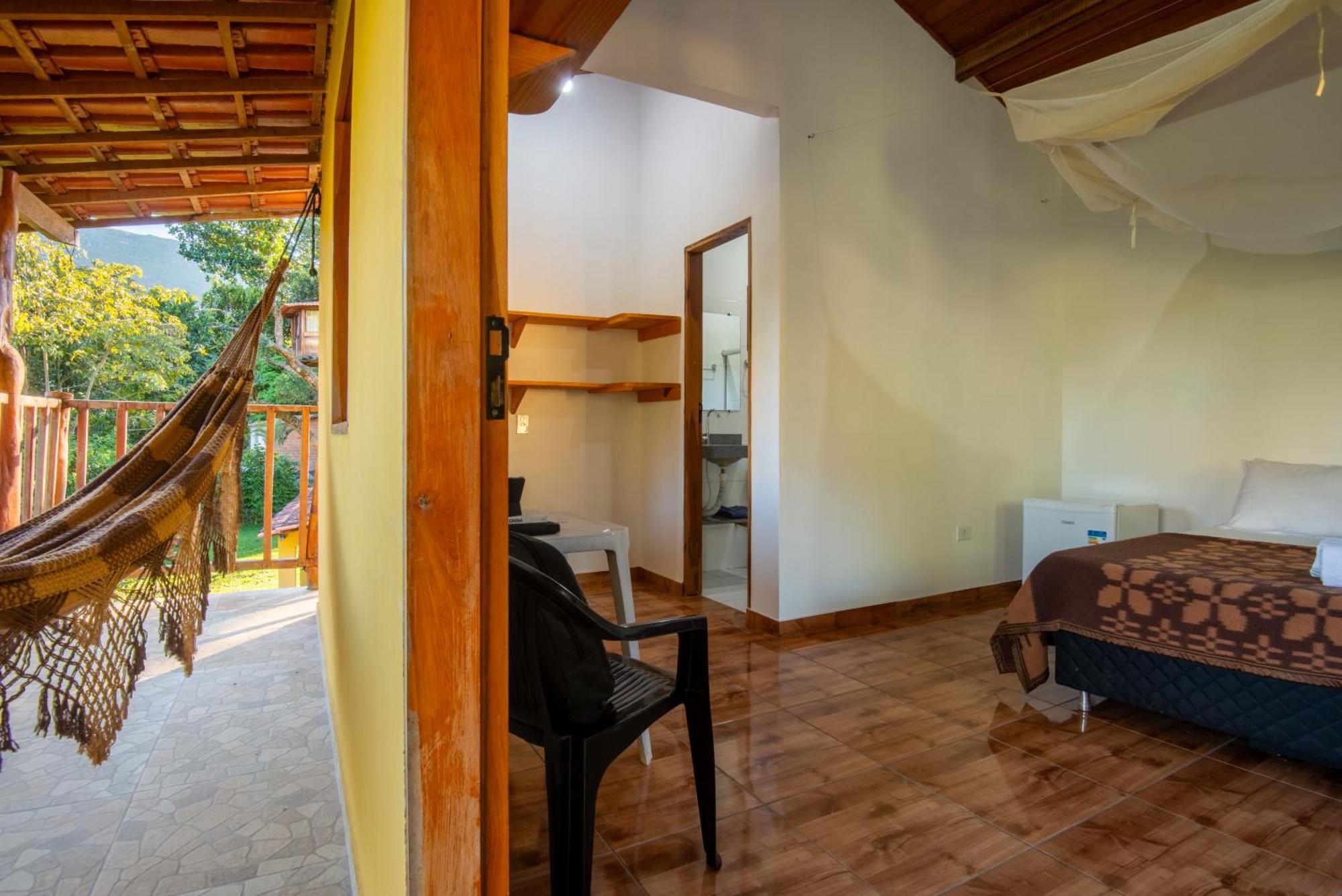 Quarto Triplo com Vista para a Montanha