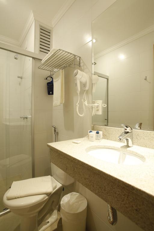 Quarto Duplo Standard