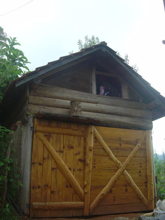 Quarto Família com Banheiro Compartilhado