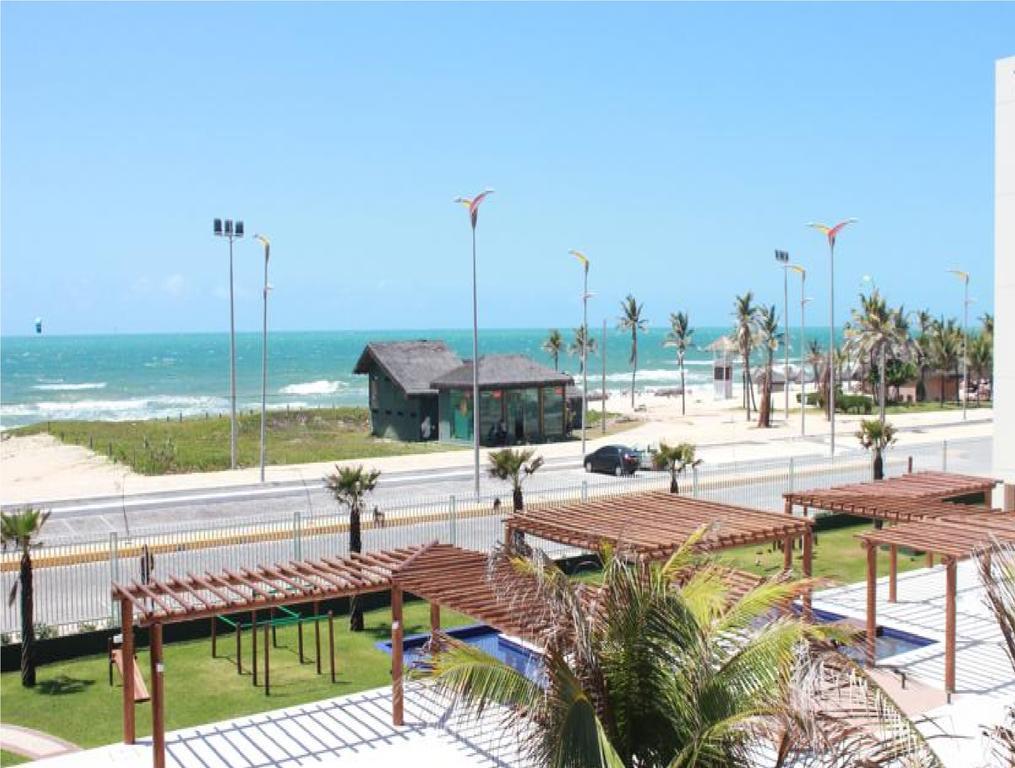 Apartamento com 2 Quartos e Vista Mar