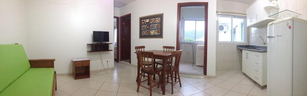Apartamento Standard - Edifício Branco