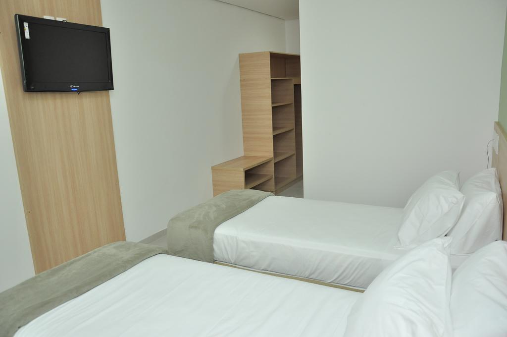 Quarto Triplo Standard