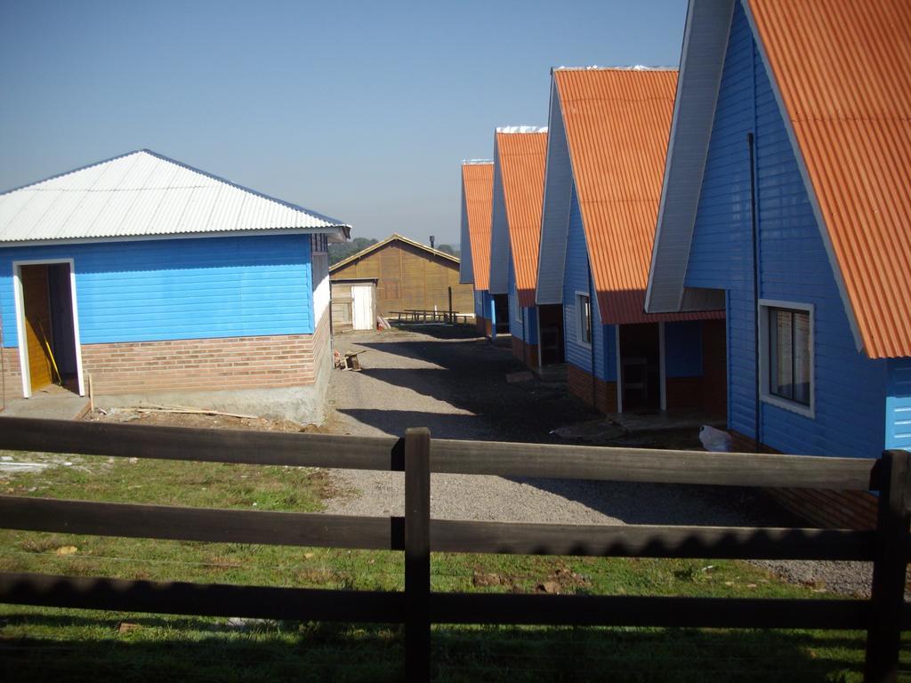 Chalet,135033996:JPEG
