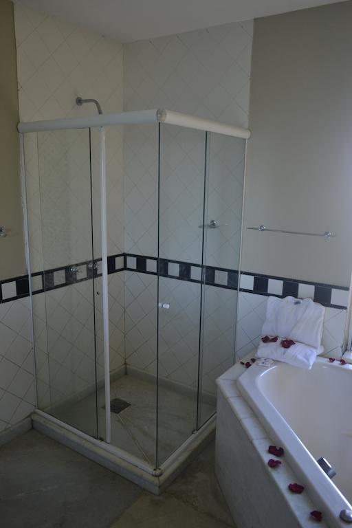 King Suite with Spa Bath